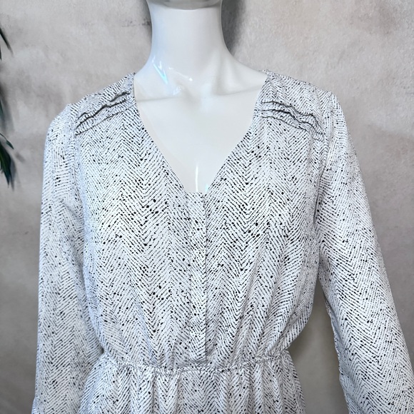 Forever 21 Mini Dress, 3/4 Sleeve, Cream Geometric Print Sz M - Picture 4 of 8